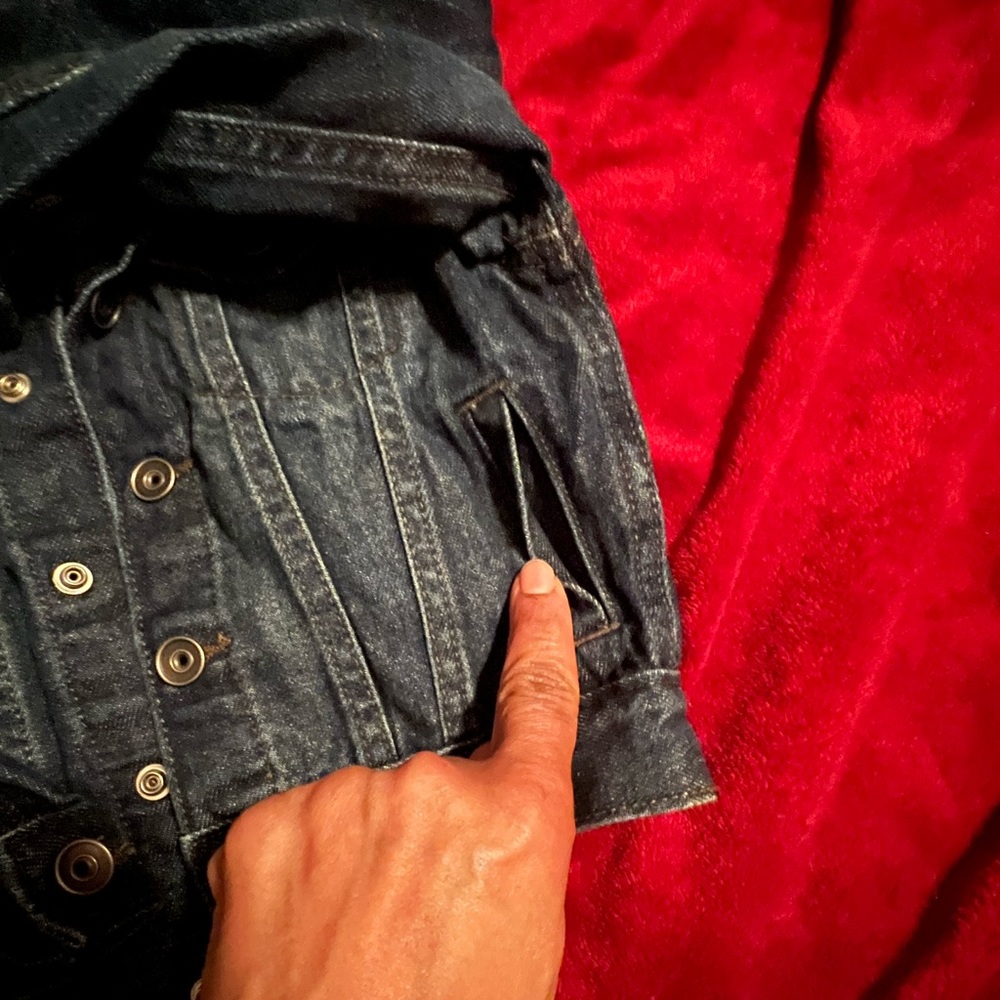 The Children's Place Long Sleeve Button Snap
Dark Blue Jean Denim Jacket 2T